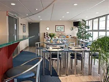 Appart'City Confort Lille - Euralille Aparthotel